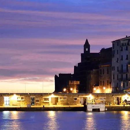 T T House * La Spezia